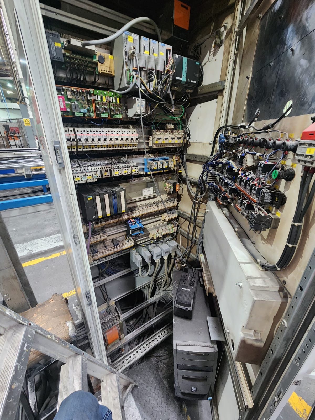 Sistema electrónico industrial de potencia